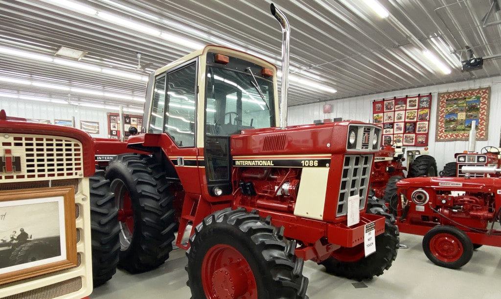 1086 International Specs Explained Simply？ (See Engine Horsepower Details)