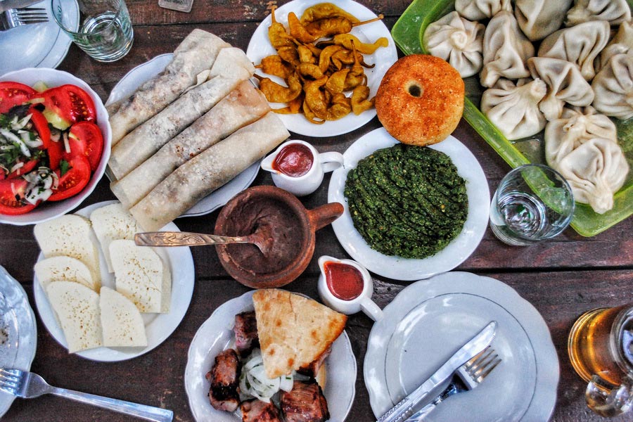 What are the must - try foods in Georgia - Armenia？ Find out now!