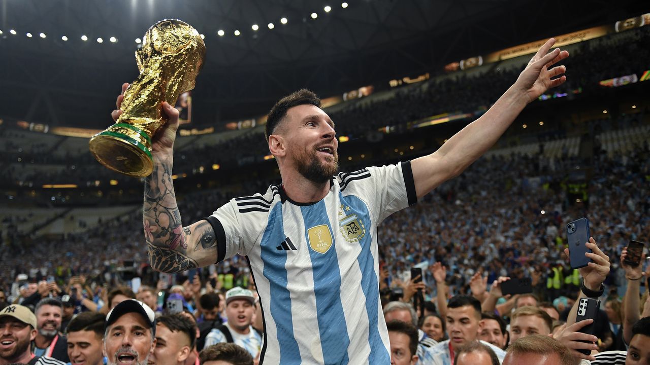 Did you miss the moment of messi holding world cup? See the incredible celebration details here!