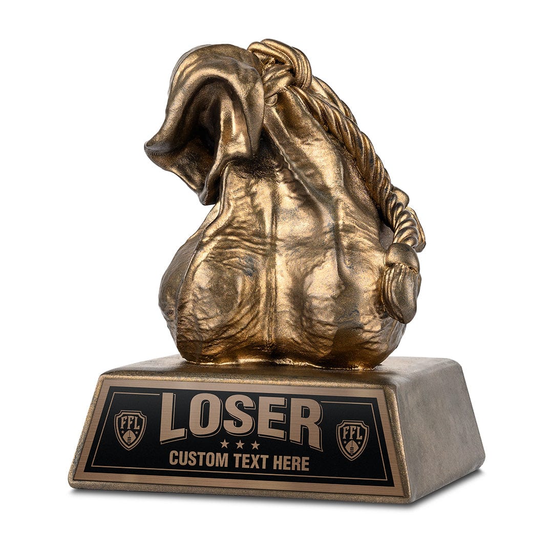 How to avoid winning the dreaded fantasy football loser trophy this year？ Tips from the pros!