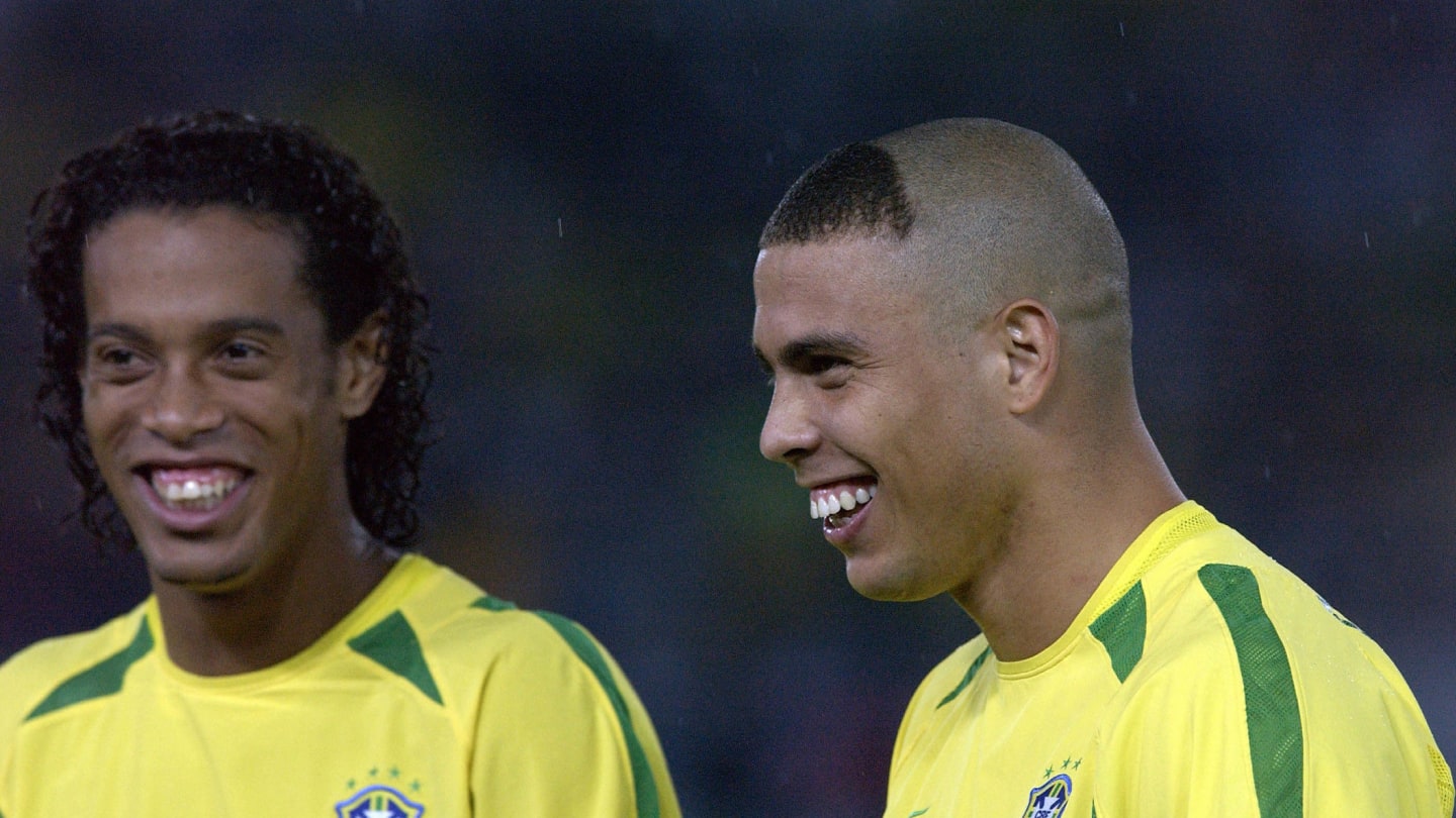 Why did 2002 World Cup Ronaldo get that famous haircut？ (The truth about the fringe!)