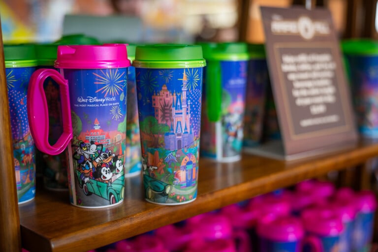 Refillable cups at Disney World explained： (Do they work inside theme parks？)