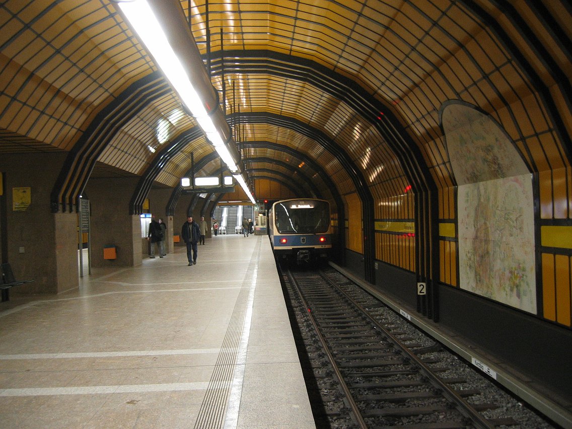 Where to get on the metro a monaco di baviera? Here are the key stations!