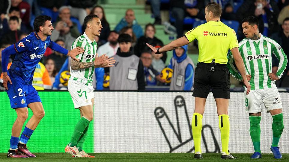 What is the news on `getafe cf vs real betis stats`? Full team and injury report inside!