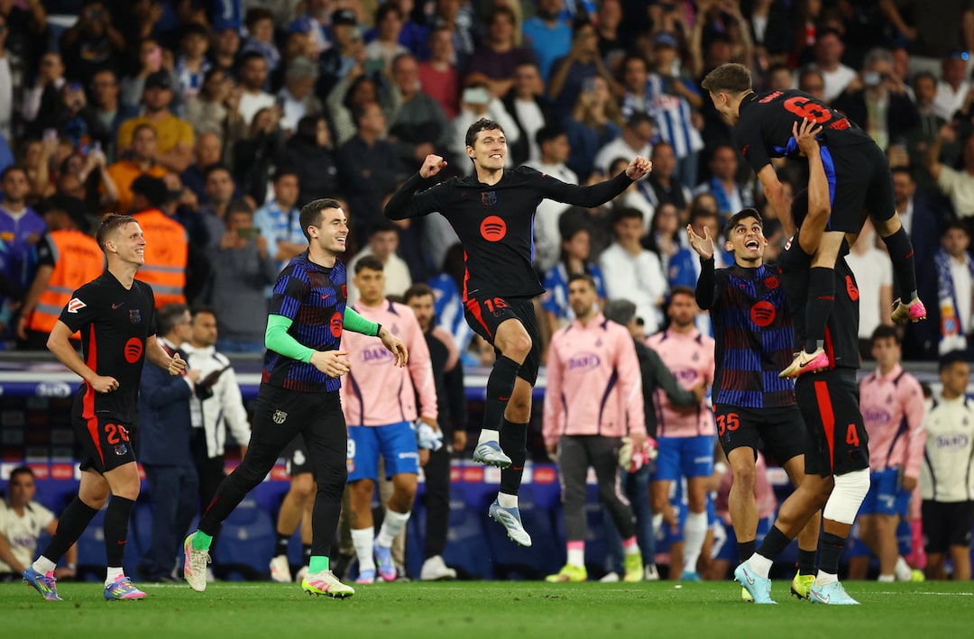 How did Barcelona perform during the tough 200708 La Liga challenge? They only managed to finish third!