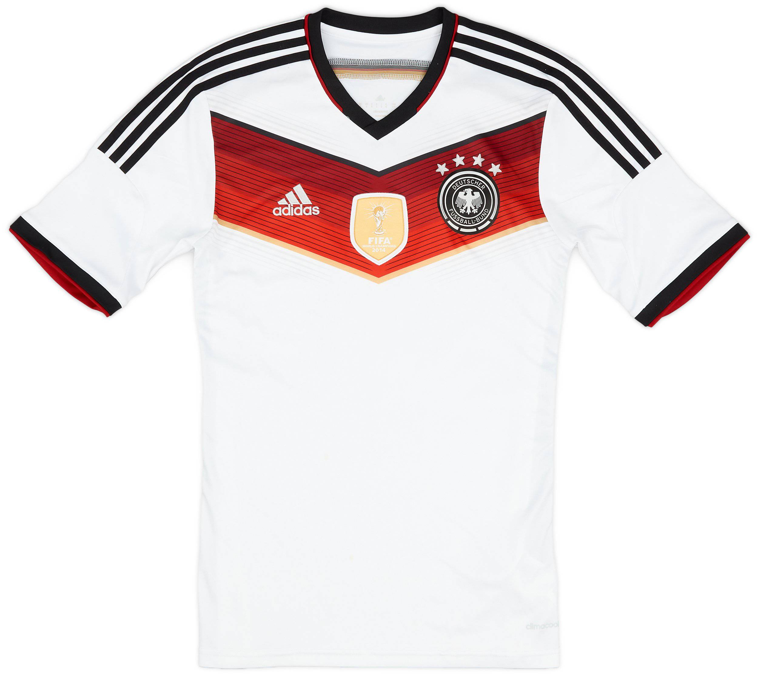 Why is the Germany 2014 World Cup jersey still so popular？ (The ultimate retro football classic)