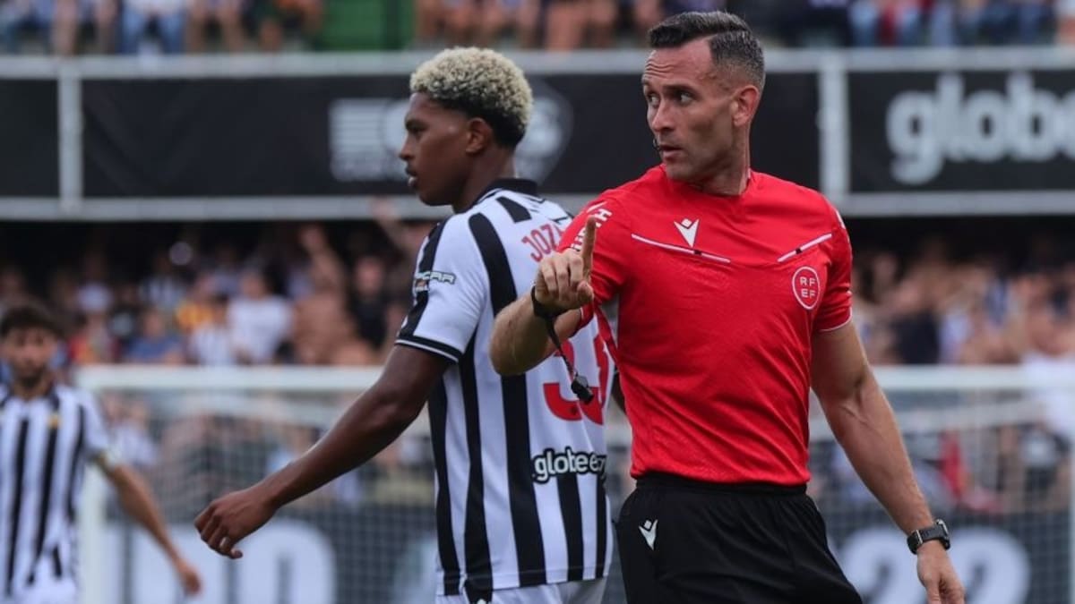 arbitro huesca racing