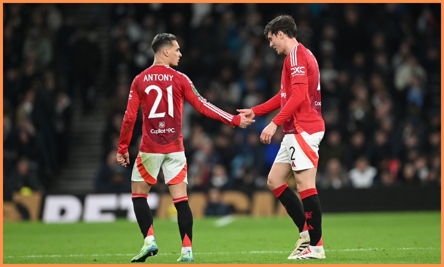 victor lindelof wolves transfer rumors