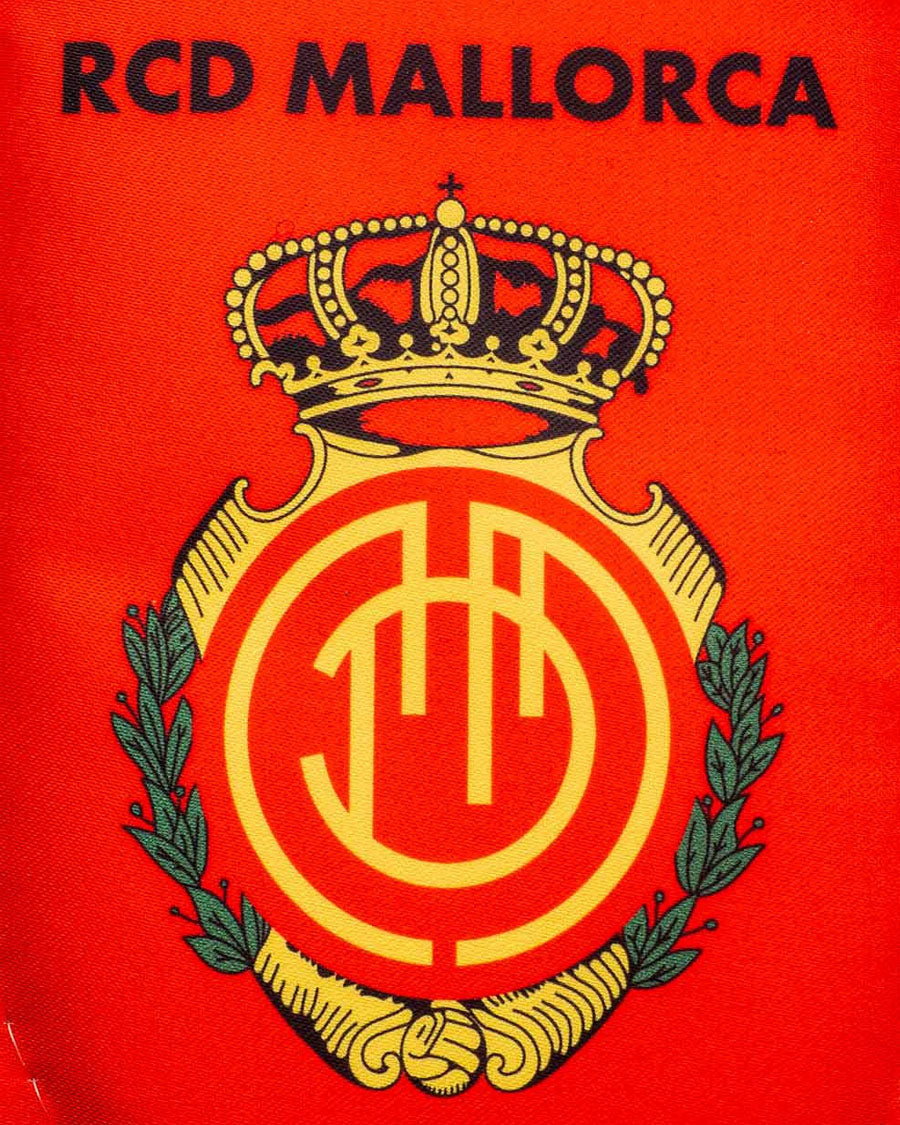 How to identify real escudo del mallorca? Follow these steps!