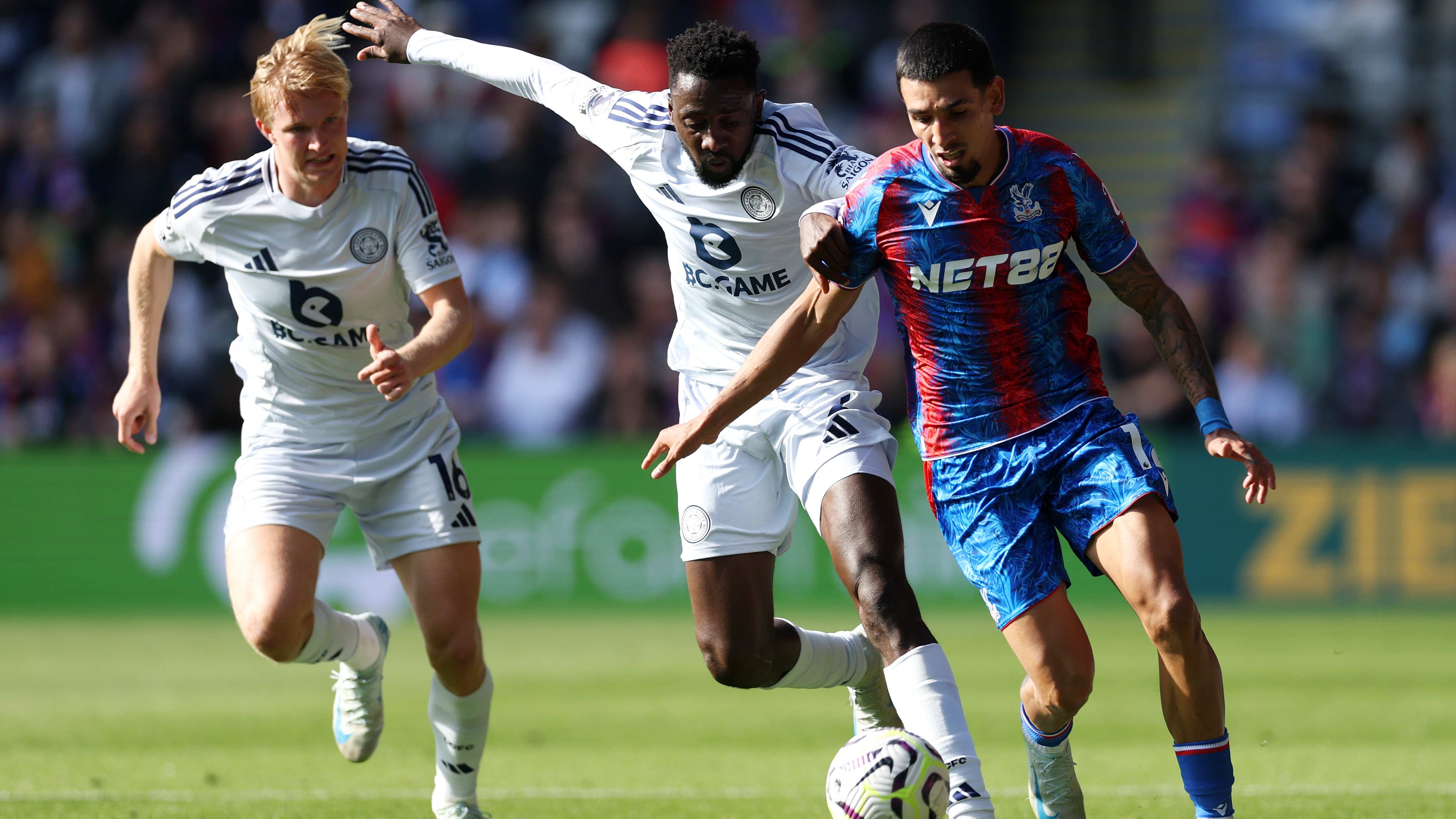 Crystal Palace F.C. vs Leicester City lineups： Which team has the edge？