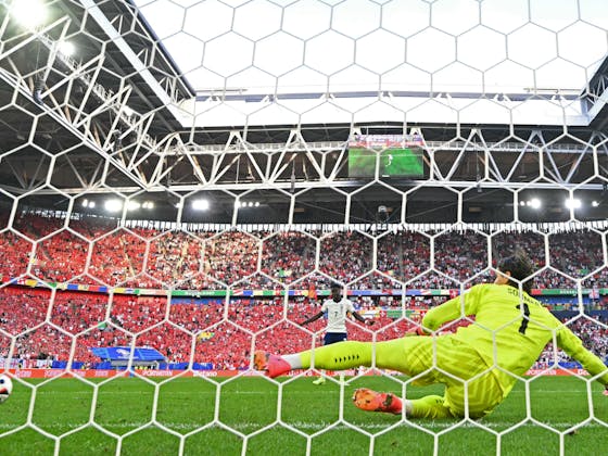 Where to buy Netherlands vs England tickets? Check these places!