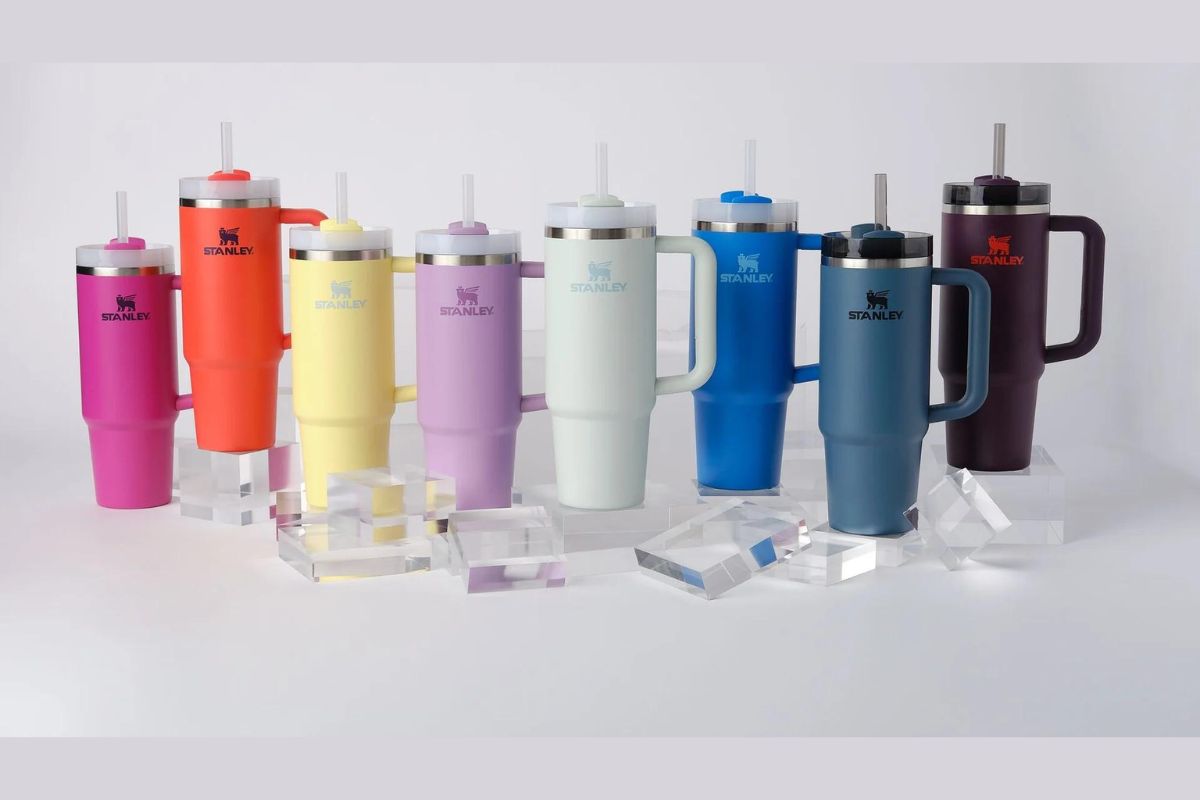 Are those cheap plastic cup holder table options really worth the money？ Focus on these features instead!