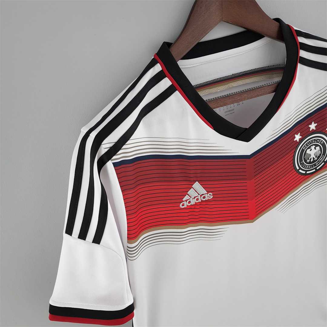 Why is the Germany 2014 World Cup jersey still so popular？ (The ultimate retro football classic)