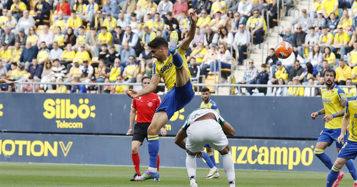 Injury report affecting posiciones de Elche C.F. contra Cádiz Club de Fútbol: Major changes revealed!