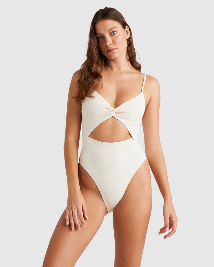 Sun-Kissed Style Australian Beachwear Icons