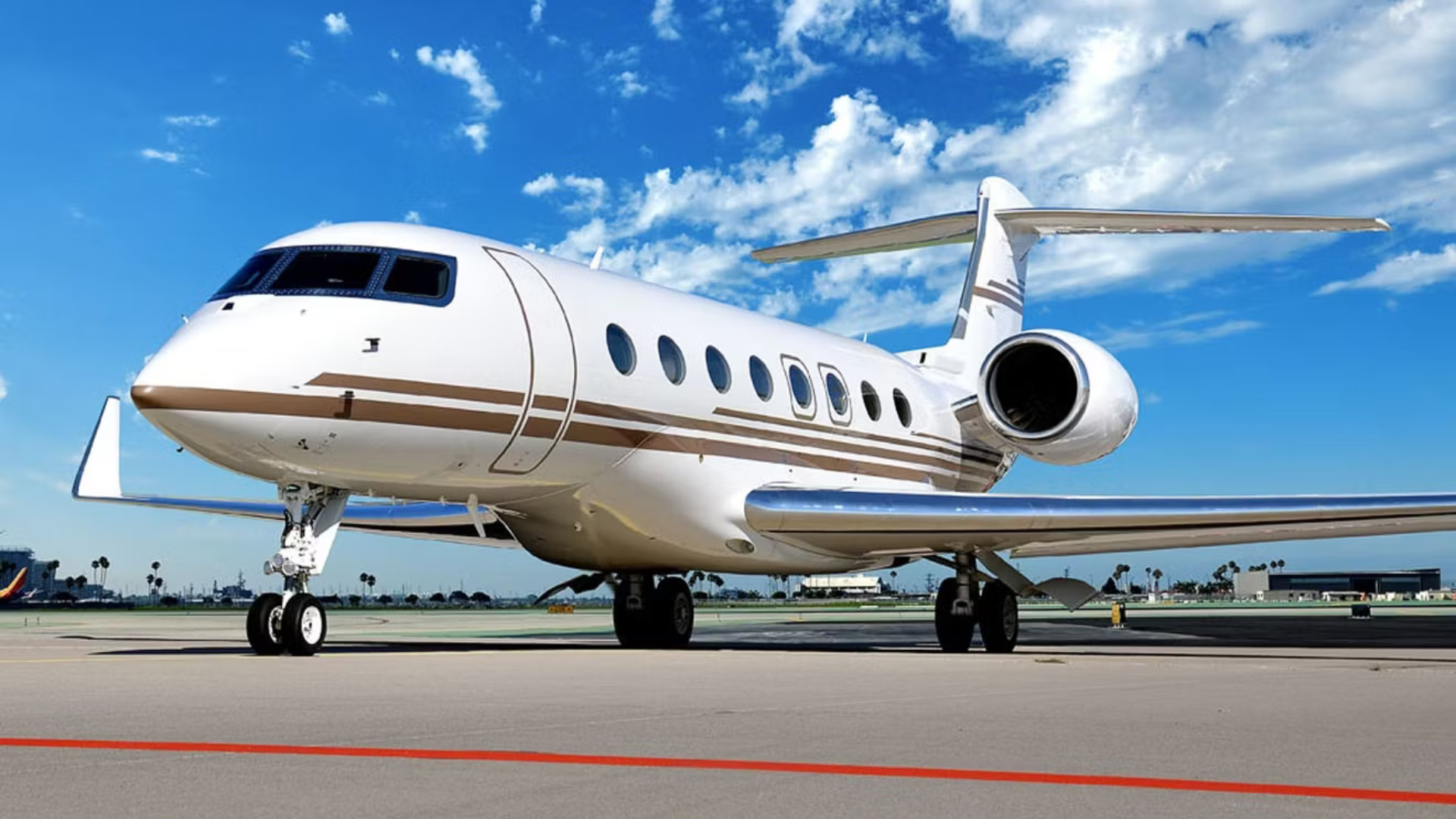 All About Oprahs Private Jet: Model, Features, and Flight History