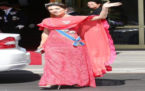 attire of denmark