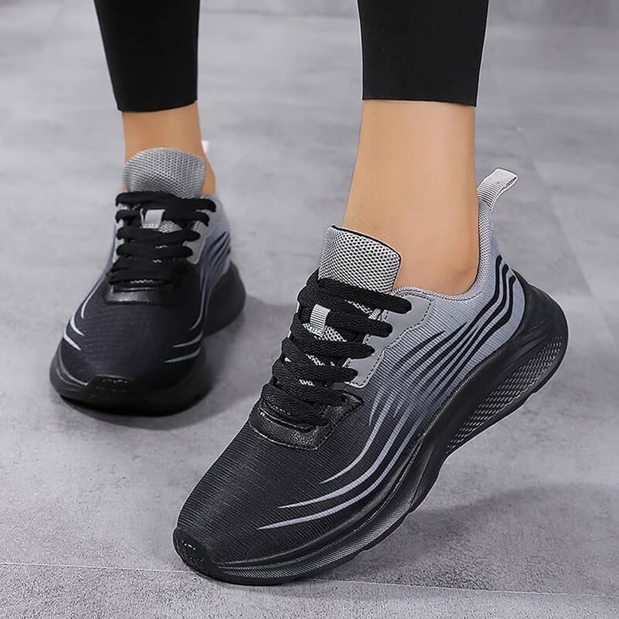 womens black casual sneakers：ladies' black leisure trainers