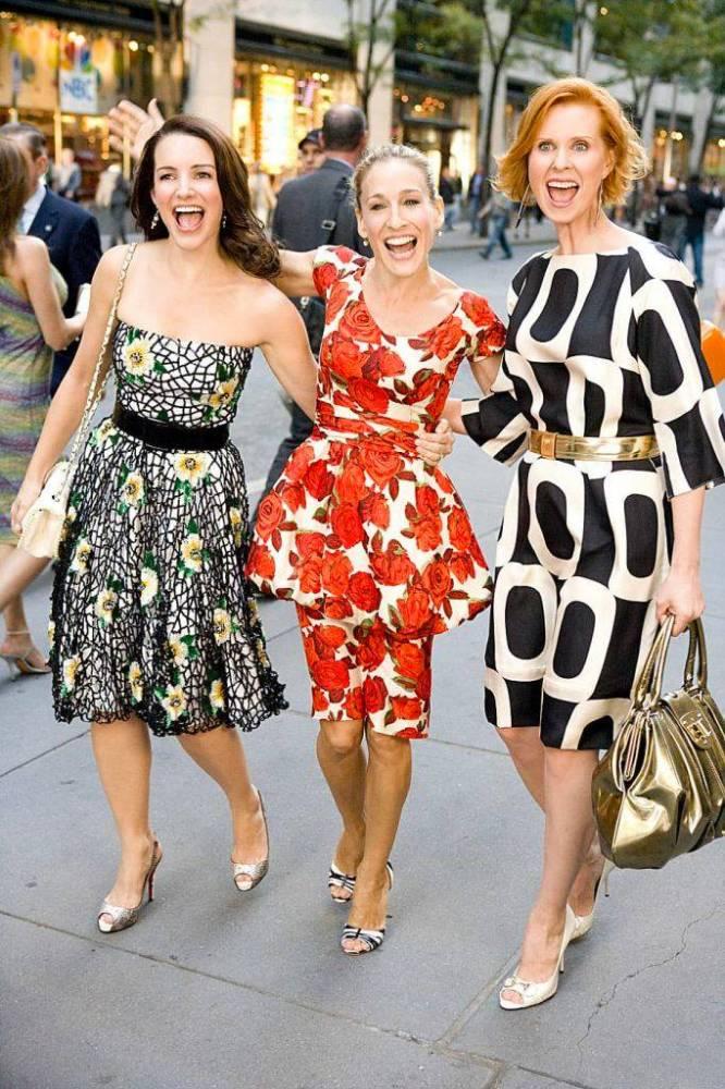 charlotte york outfit:charlotte york fashion style