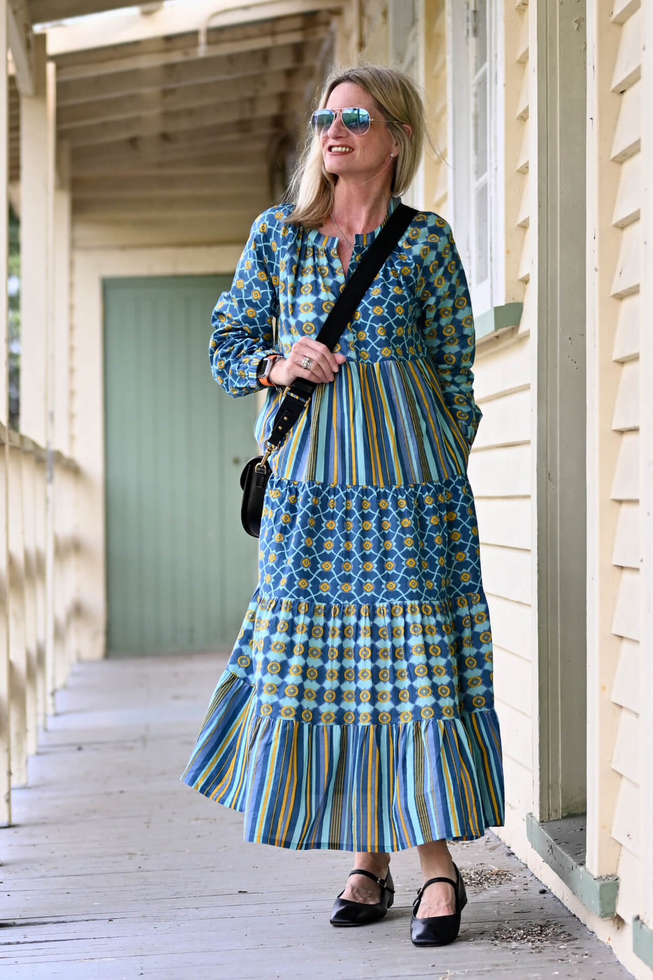 aust clothing：stylish apparel