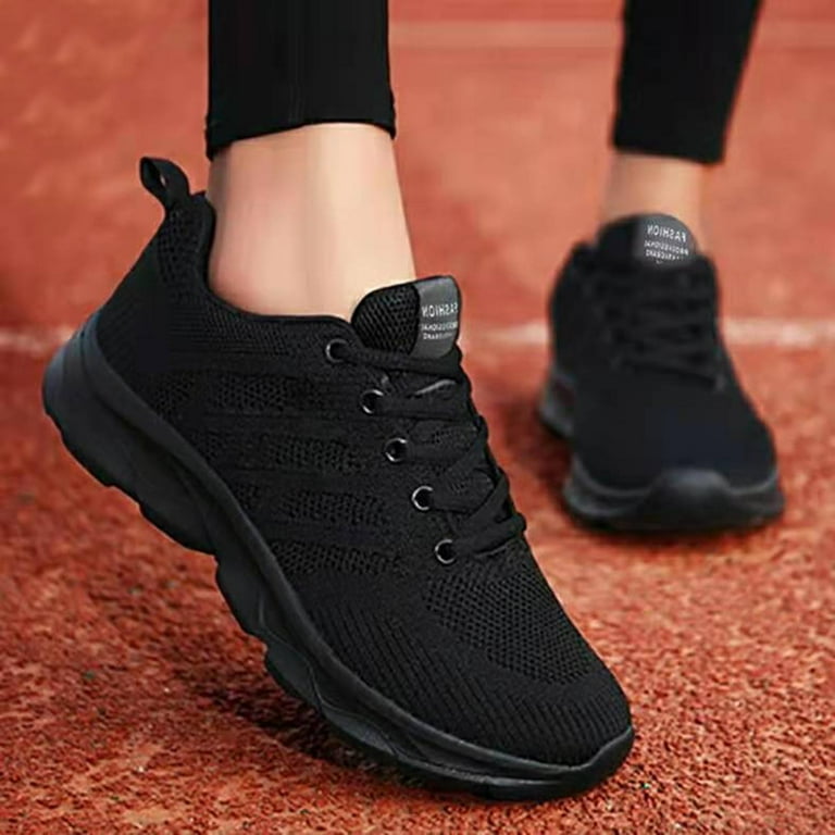 womens black casual sneakers：ladies' black leisure trainers