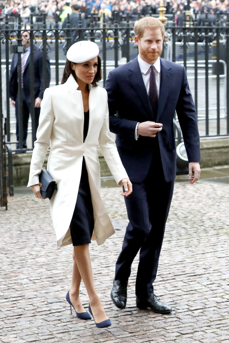 meghan markle coat white:white coat worn by meghan markle