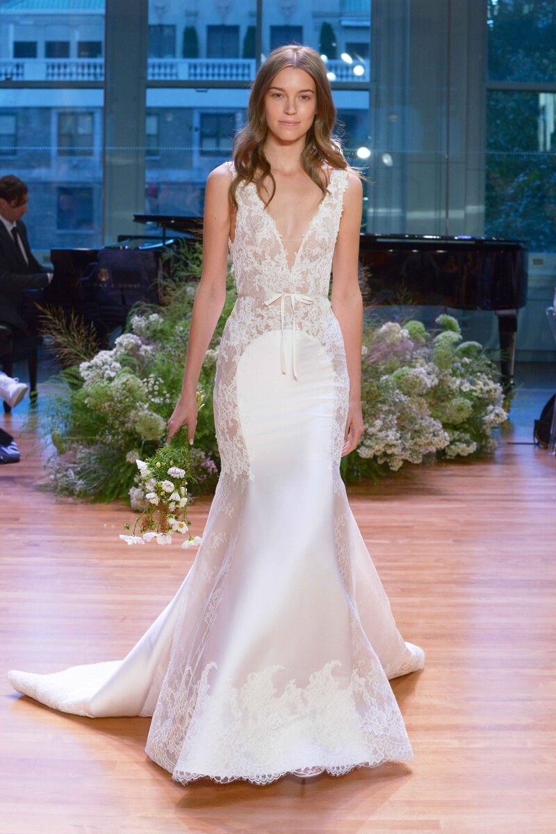 off the rack bridal:ready-to-wear wedding gowns
